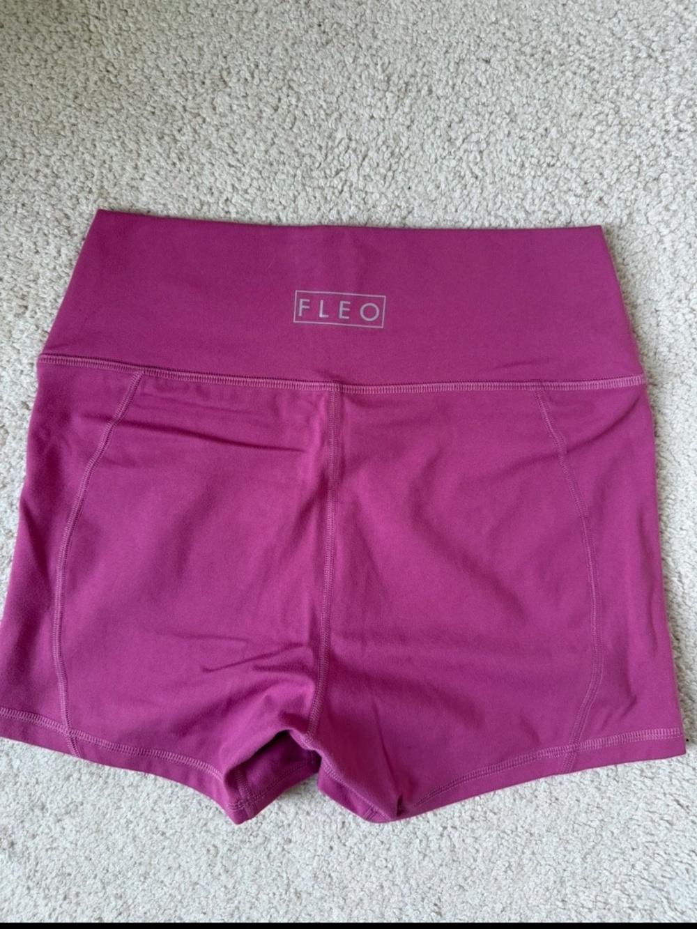FLEO Shorts 3.25” – High Rise – Berry Pink – Size M
